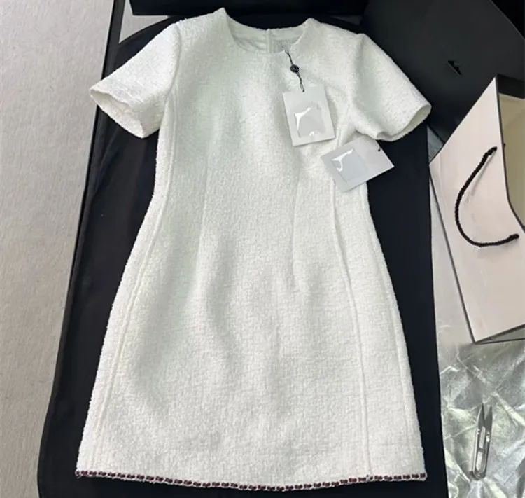 Customization New styles of women's clothing from Europe and America Short-sleeved round-neck tweed dress