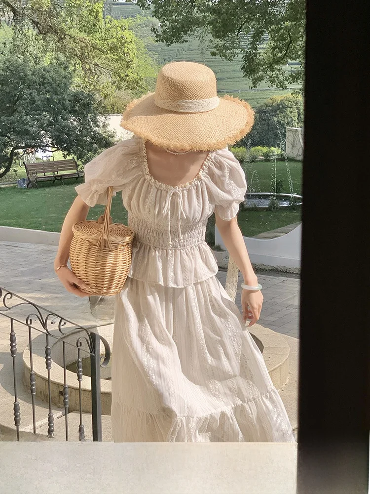 

Новинка Лето 2025: Модный комплект из двух предметов с вышивкой цветами, без дефектов, двусторонний, из полиэфирного волокна