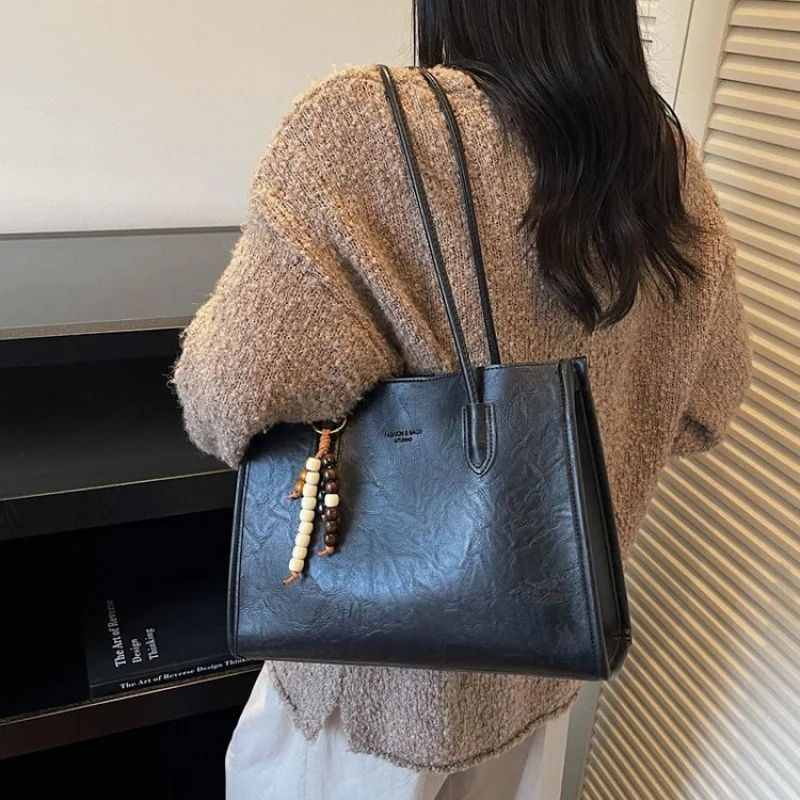 

Women's Messenger Bag Made Of Wildcat-Print Leather Featuring Cyprus Casual Vintage Lightweight Soft Daily Look