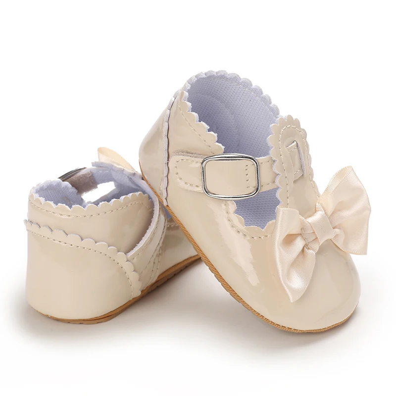 Novo bege sapatos baptista primavera sapatos de bebê couro do plutônio recém-nascidos meninas sapatos primeiros caminhantes princesa bowknot bebê prewalker