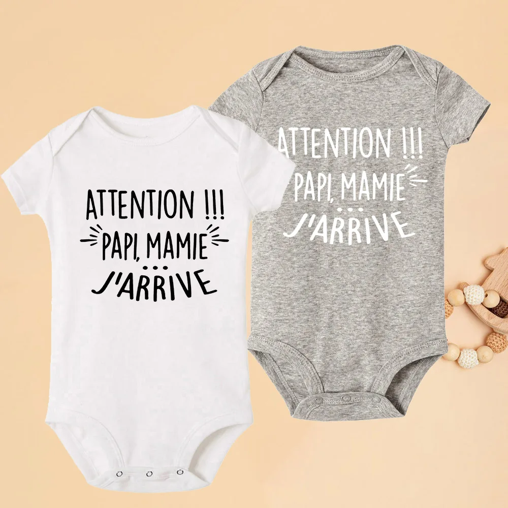 Attention Papi Mamie I'm Coming Funny Newborn Baby Bodysuits Toddler Infant Boy Girl Jumpsuit Baby Shower Gift Pregnancy Reveal