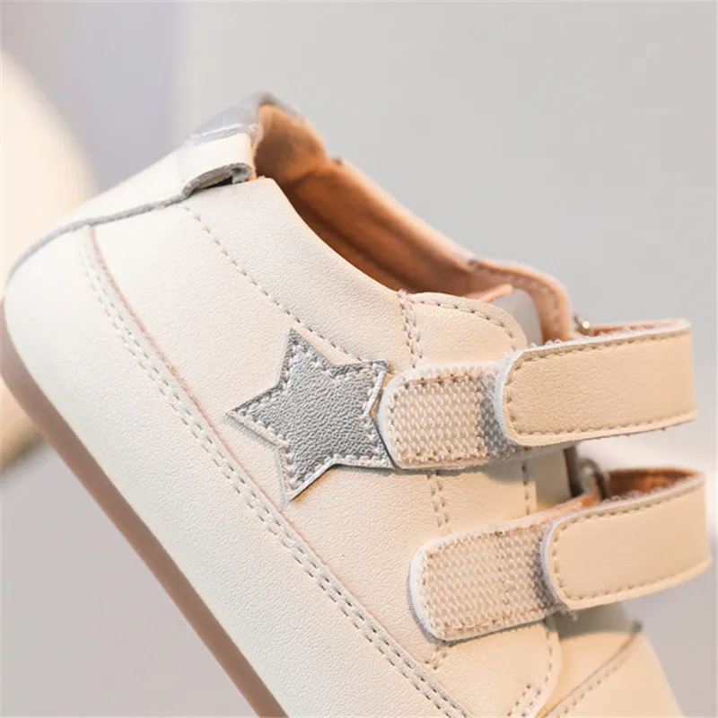 0-5 Jahre neue Babys chuhe Mikro faser Leder Kleinkind Jungen Barfuß Schuh Star weiche Sohle Mädchen Outdoor Tennis Mode Kinder Turnschuhe – Detail 3