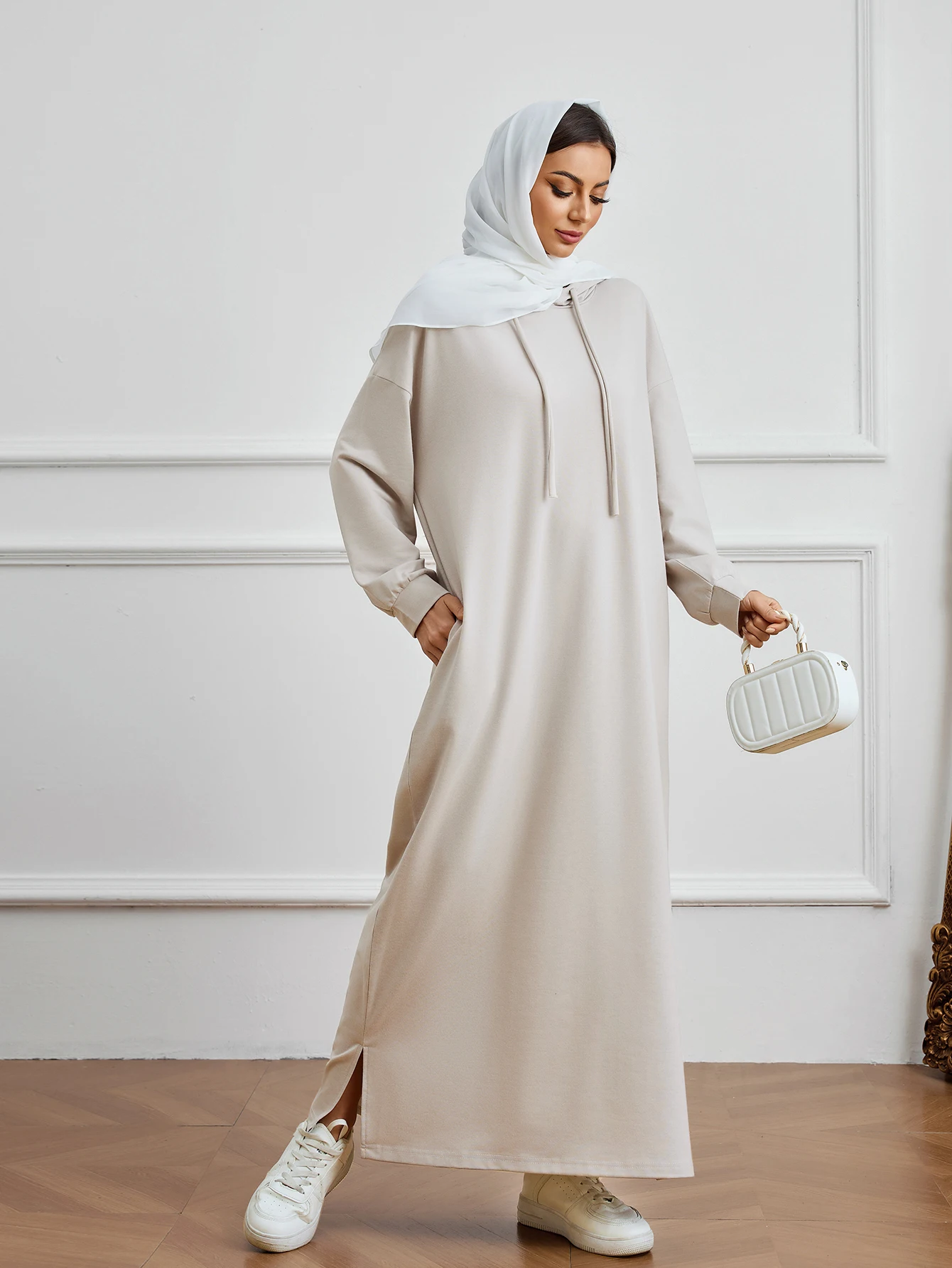 Abaya con capucha gris islámica para mujer, diseño de corte holgado con bolsillos, adecuado para salidas informales en ciudades de Oriente Medio, gran oferta, 2025