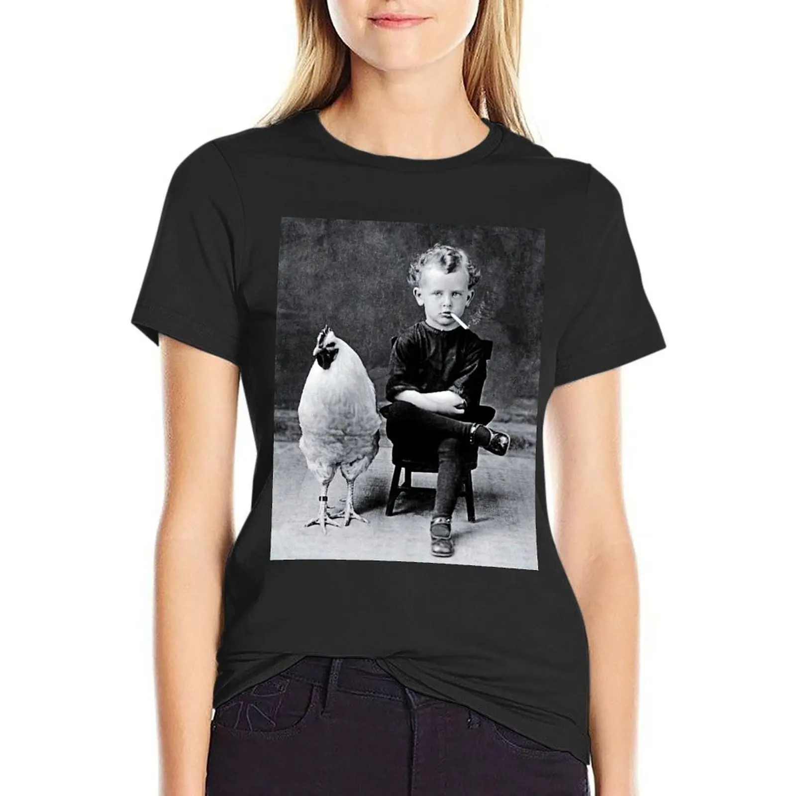 

smoking boy with chicken poster T-Shirt aesthetic clothes animal print quick drying funnys Woman clothes