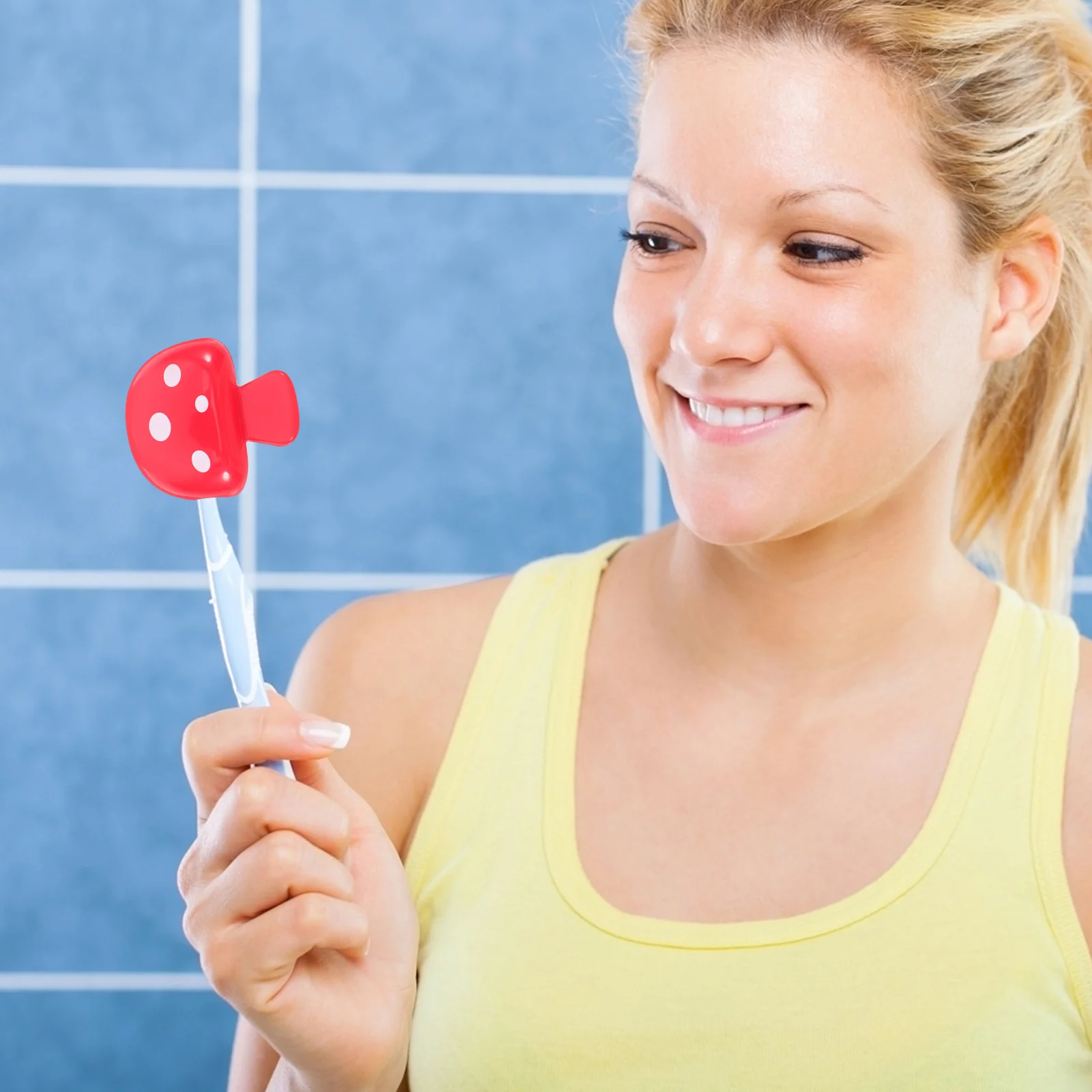 4 pçs viagem escova de dentes cabeça cobre vermelho brilhante em forma de cogumelo tampa à prova de poeira compacto leve titular para uso diário ao ar livre