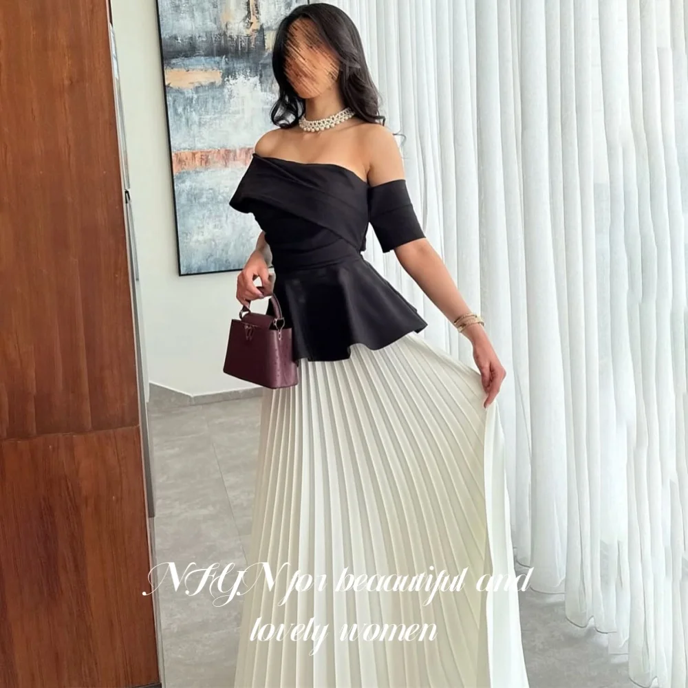 

NFYN Black and White Formal Dress Beach Off the Shoulder Prom Dress Rhinestones Long Stain with Pleats Evening Gown Customized