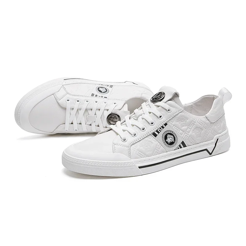 

The Latest 2025 Four Seasons Small White Shoes Board Shoes Men's Casual Trend Soft Sole Breathable Men's Casual Shoes