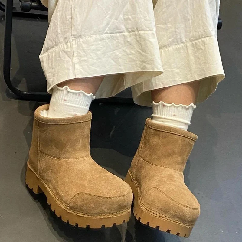 Thumbnail 4 - #35 Highest Rated Snowshoes to Buy in 2026