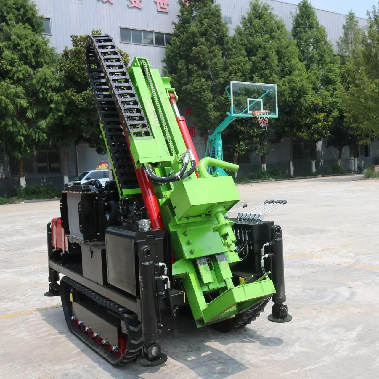 Water Drilling Machine Crawler Type Water Well Drilling Operations