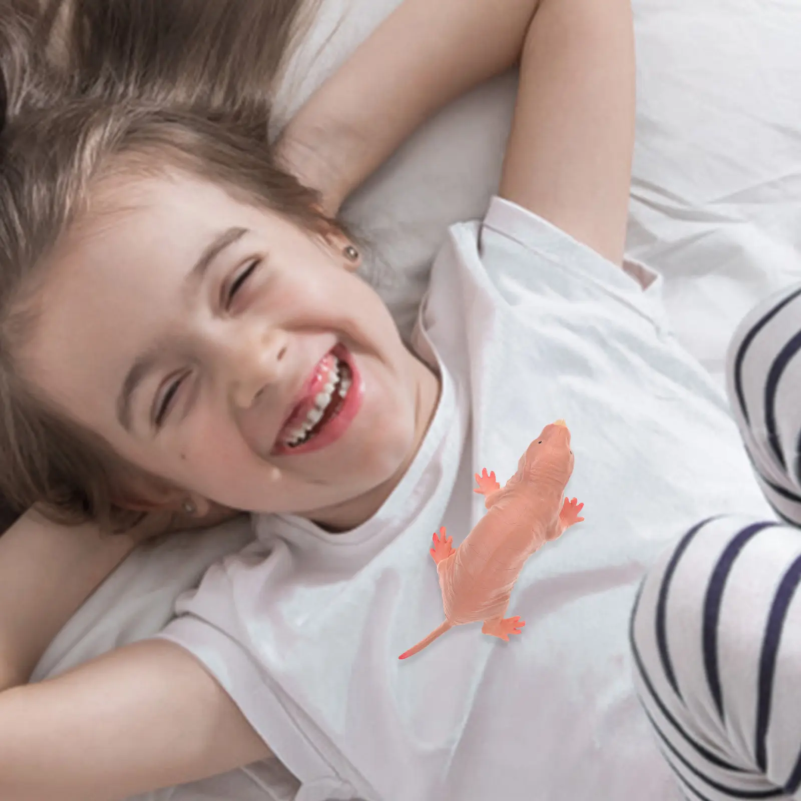 

Lifelike Simulated Mole Decor Plastic Animal Modeling Craft Decorative Cartoon Mole for Home Desk Garden Animal Modeling Craft