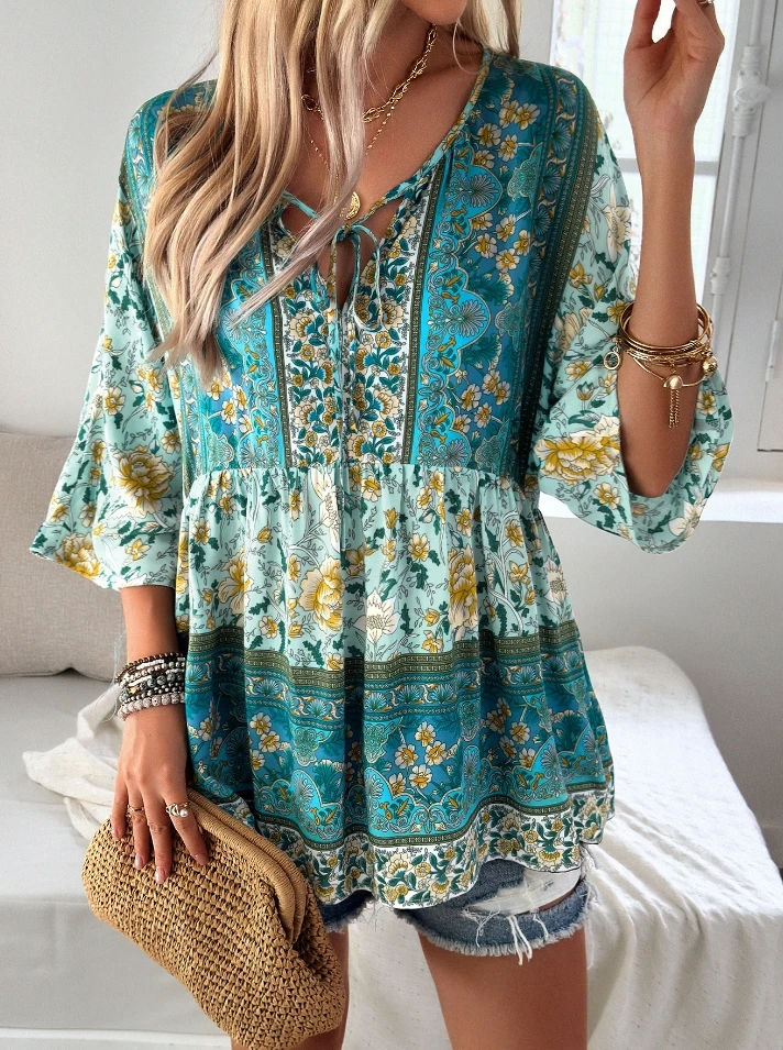 Casual Temperament Printed V-Neck Top for Women 2024 Summer Loose Fit Style Five Quarter Sleeve V-Neck Blouses T-Shirt Tee