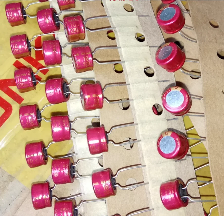 

30pcs/lot Original Japanese ELNA 10V 220UF R3A 8X5mm fever audio aluminum electrolytic capacitor free shipping