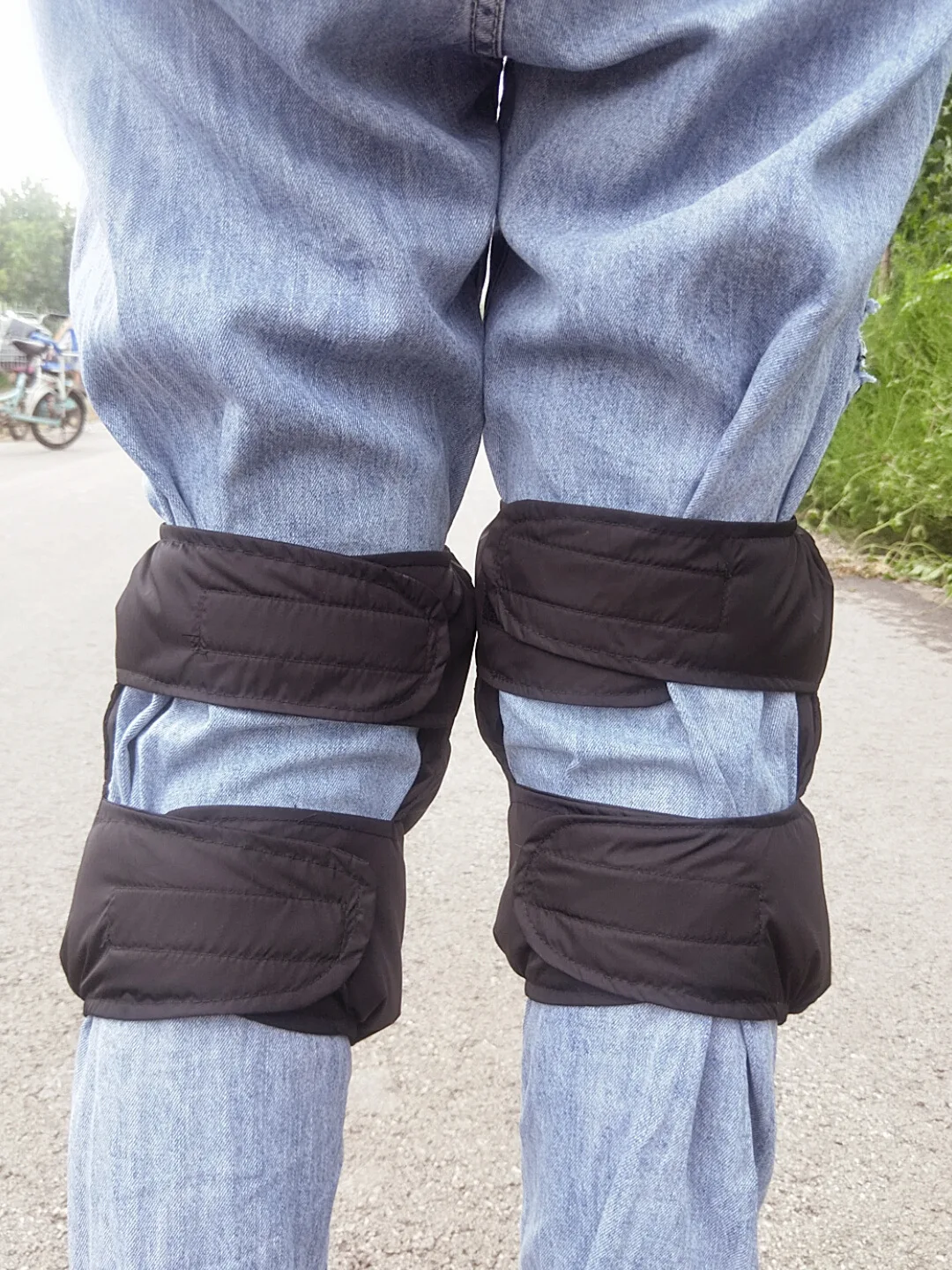 Winter WarmKnee Protection Sports Unisex Cycling Knee Protection Motorcycle Electric Car Windproof and Cold Down Knee Protection