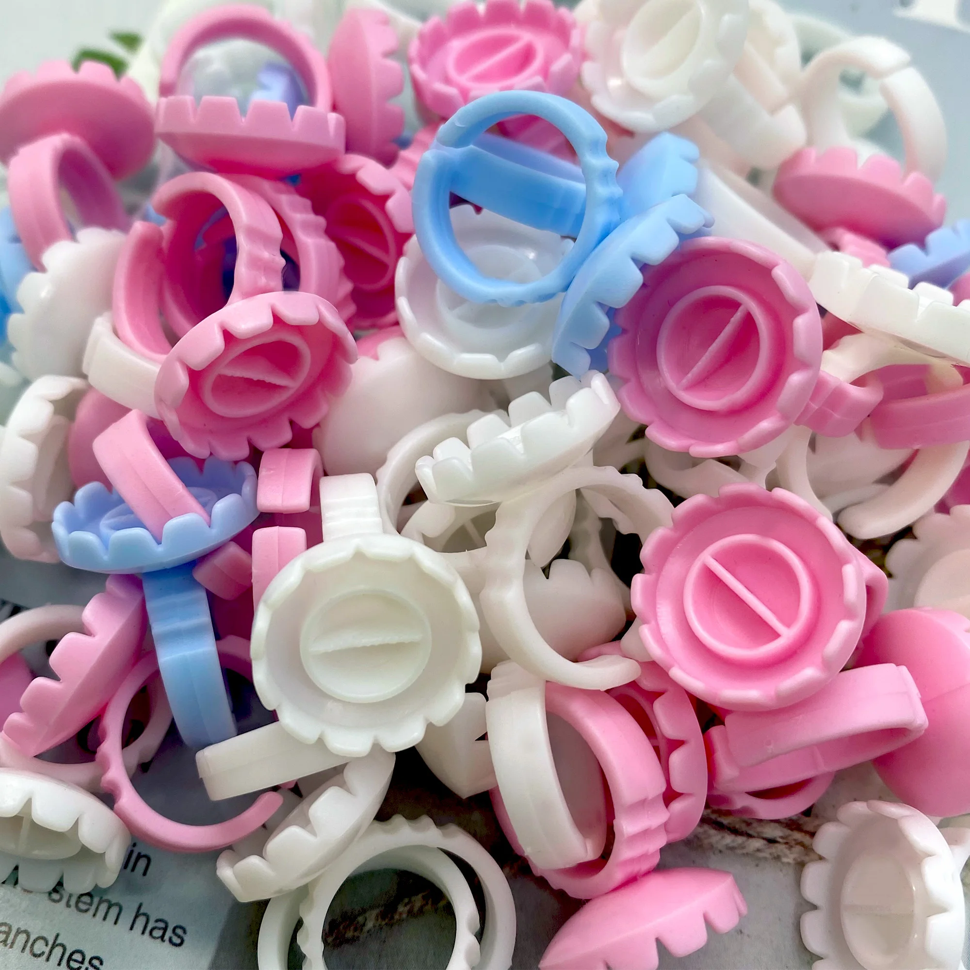 100Pcs Großhandel Einweg Wimpern Kleber Fan Tasse Ringe Halter Container Tattoo Pigment Wimpern Verlängerung Werkzeuge Lash Liefert – Detail 2