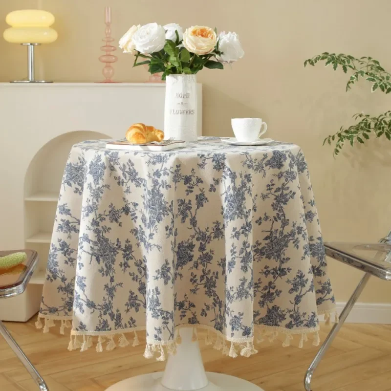 

Vintage Round Tablecloth Blue Floral Farmhouse Washable Table Cover for Dining Picnic Indoor Outdoor Kitchen Tabletop Decoration