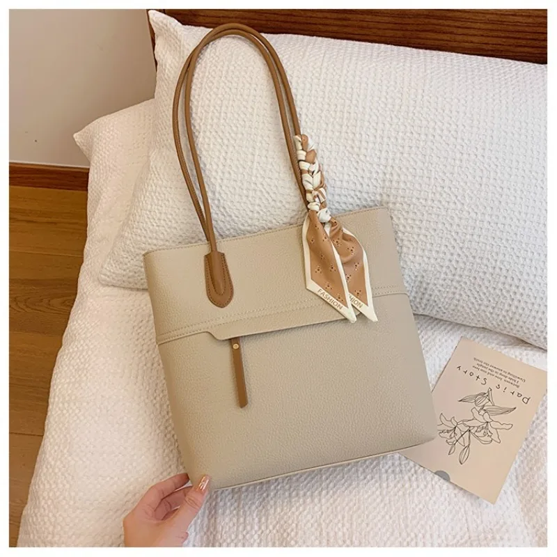 Sense of Luxury Large Capacity PU Shoulder Bags Solid Simple Versatile Tote Bags for Women 2024 Fashion High Quality Hot Sale