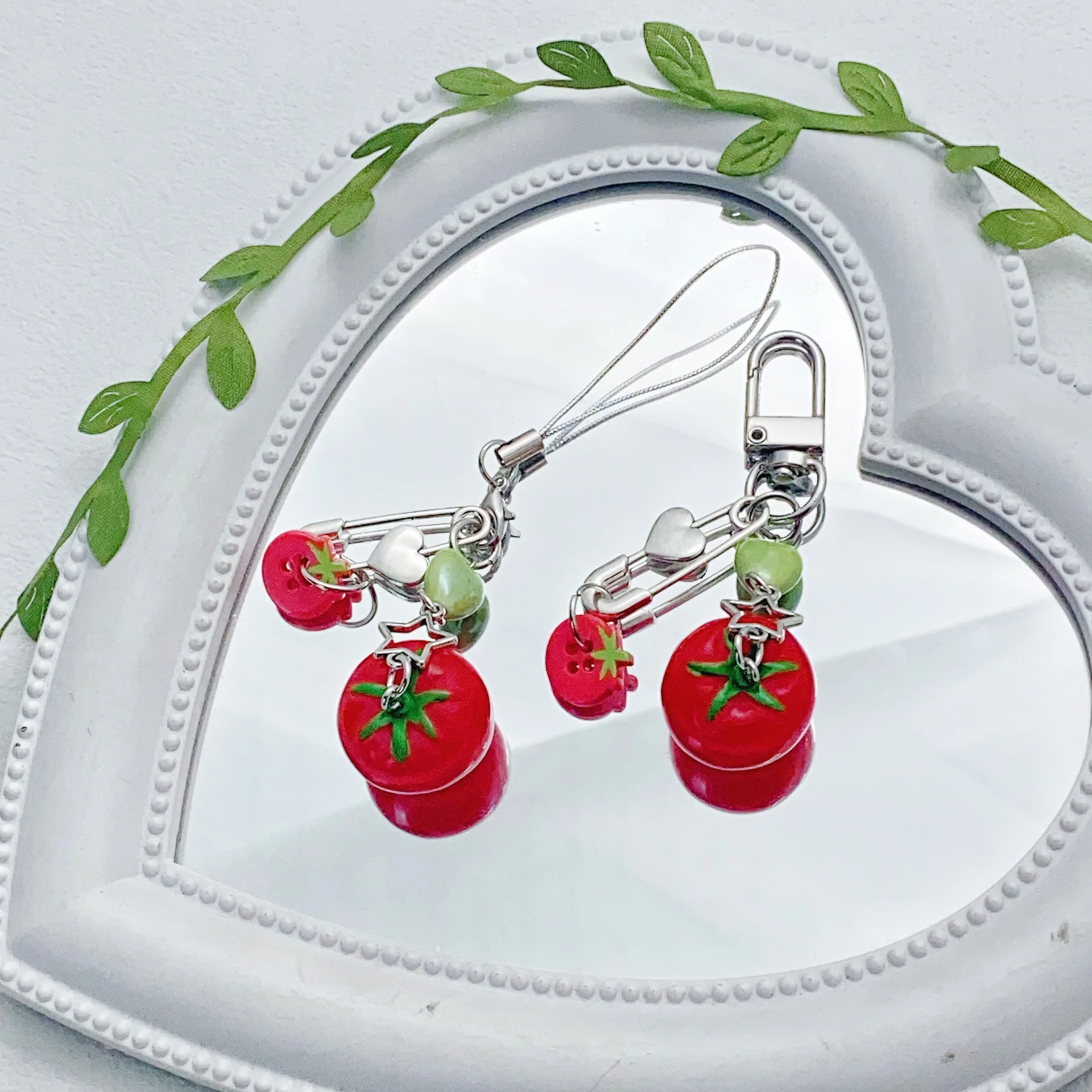 Tomato Leaf Charm Beaded Keychain for Bags