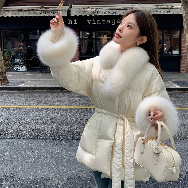Real Fox fur collar 90 %White Goose down Down Jacket for women Medium to long 2025 Winter New Fashion Temperament Down Coats