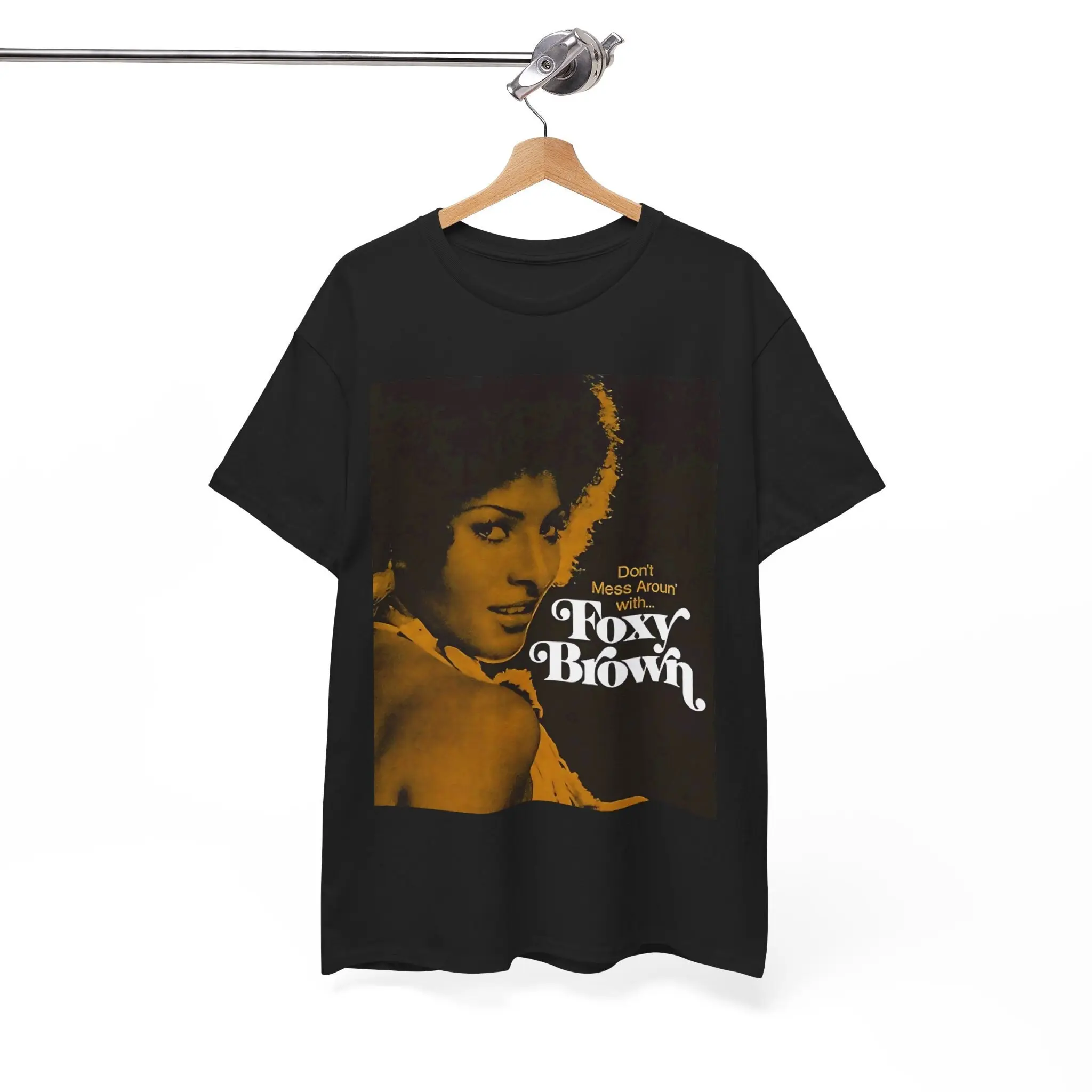 foxy-brown-t-shirt-pam-grier-blaxploitation-retro-70s-black-tv-vintage-movie-sam-l-jackson-tarantino-superfly-coffy-shaft