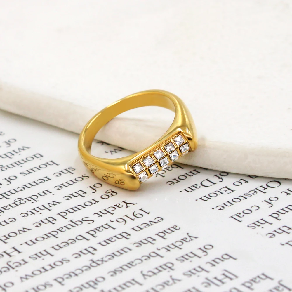 絶妙な18k金メッキのステンレス鋼リング,女性用,光沢のあるキュービックジルコニア,象眼細工のあるフィンガージュエリー,日常着