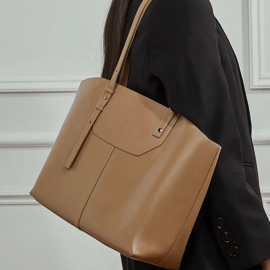 

New Tote Bag Vegetable Tanned First Layer Cowhide Shoulder Handbag Trendy Shoulder Bag Casual and Simple