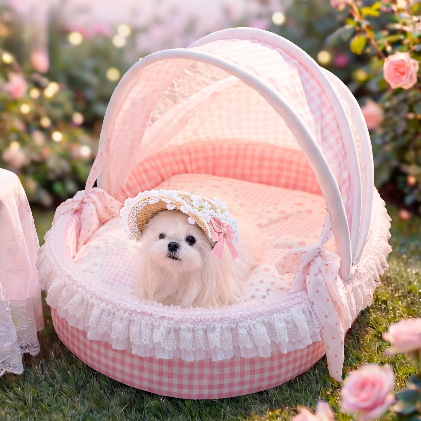 

HYS Spring and Summer Pet Cradle All Seasons Universal Removable Princess Wind Cat House Dog Bed Dog Mat