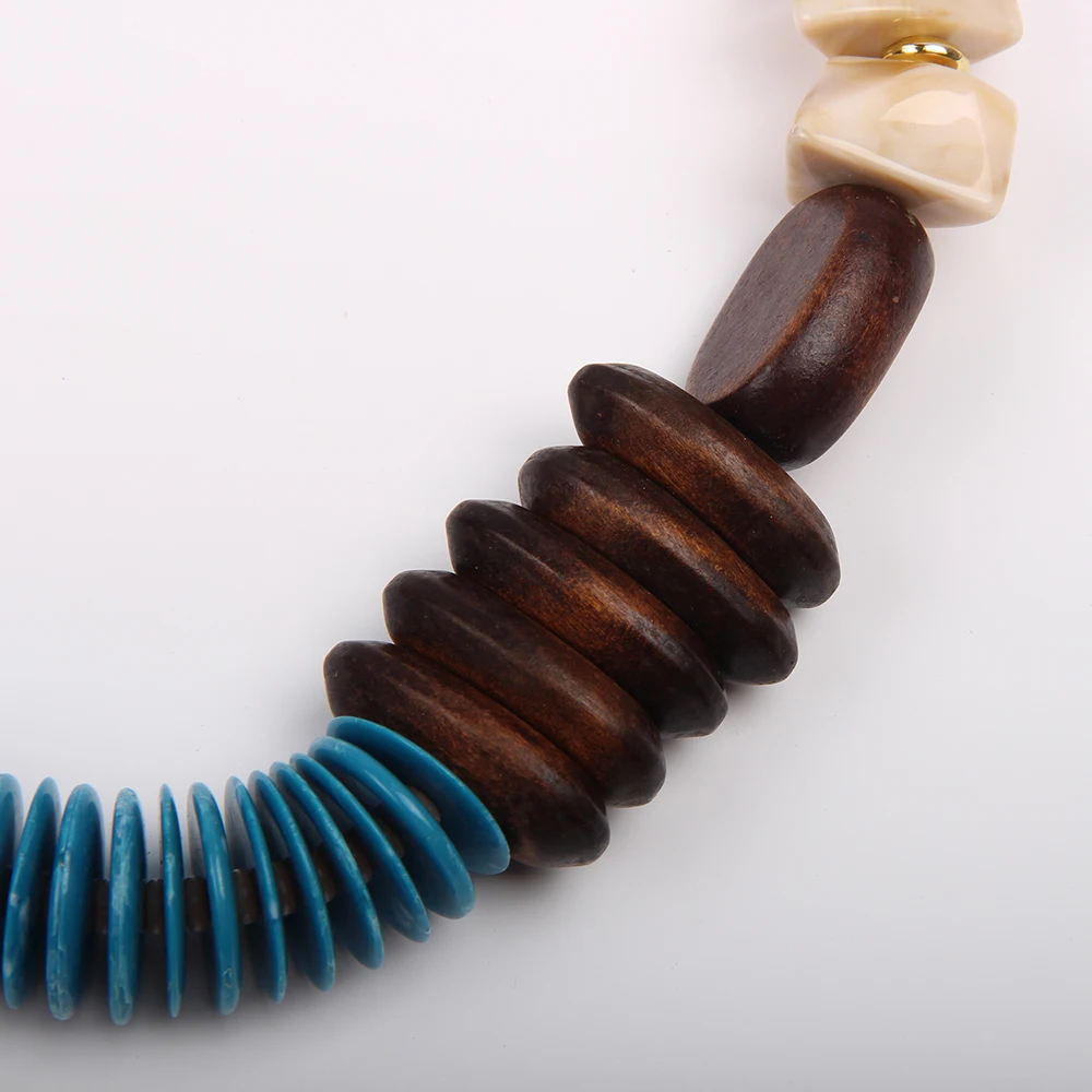 Modische Statement-Halskette mit Boho-Perlen, handgefertigt für Damen, trendiger Party-Schmuck – Detail 3
