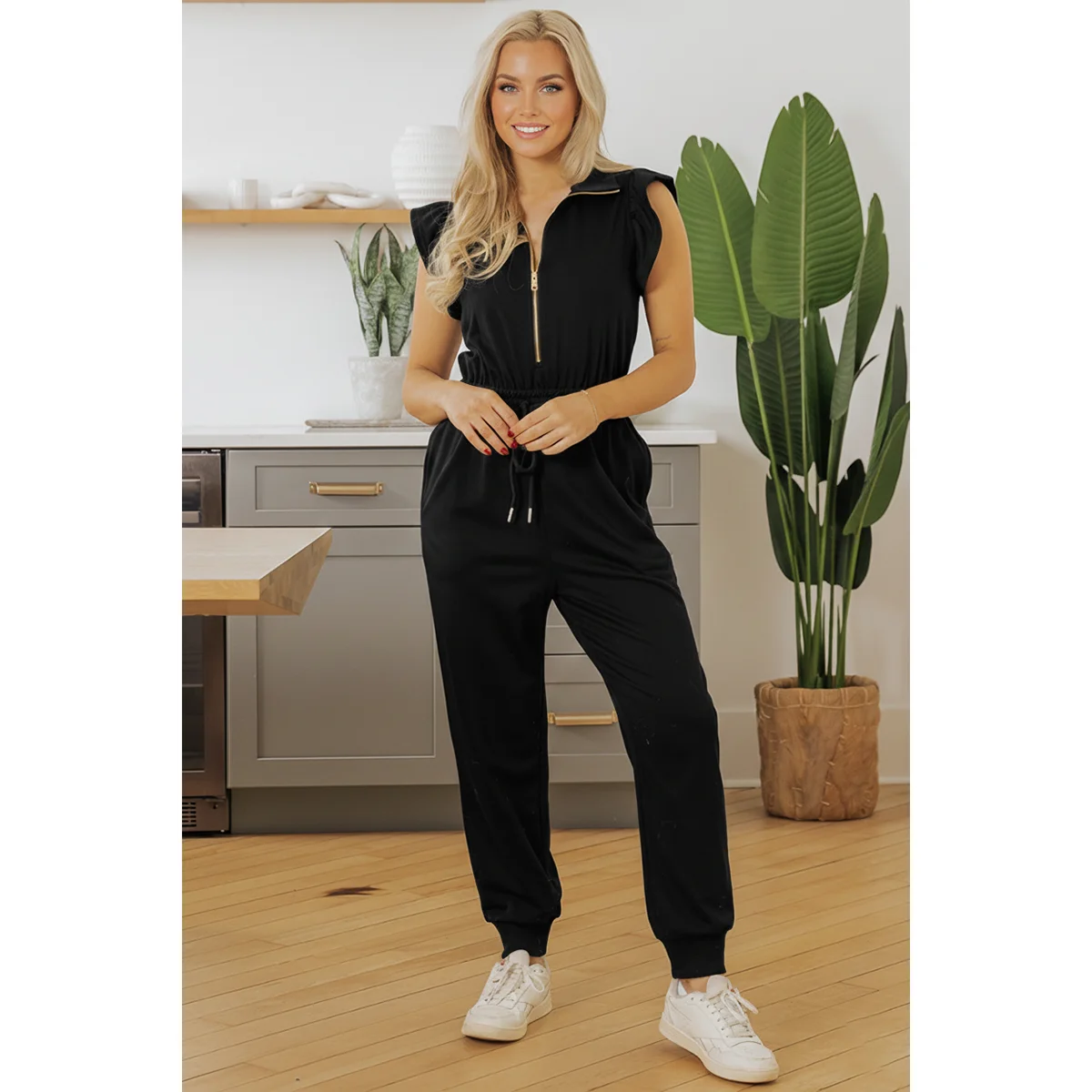 

Винтажный женский черный комбинезон без рукавов с золотой молнией и эластичной резинкой на талии, пышными плечами и манжетами на ногах, удобный повседневный длинный комбинезон