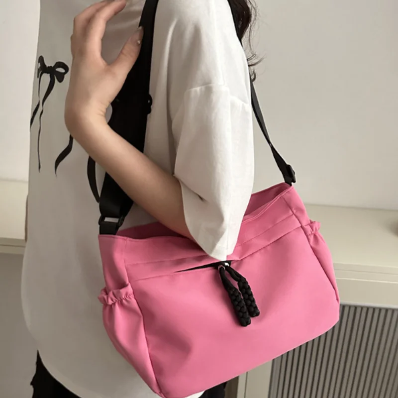 Classic Nylon Black Wheat Zipper Shoulder Bag Women Summer Sports Crossbody Bag Business Commuter Horizontal Shoulder Bag