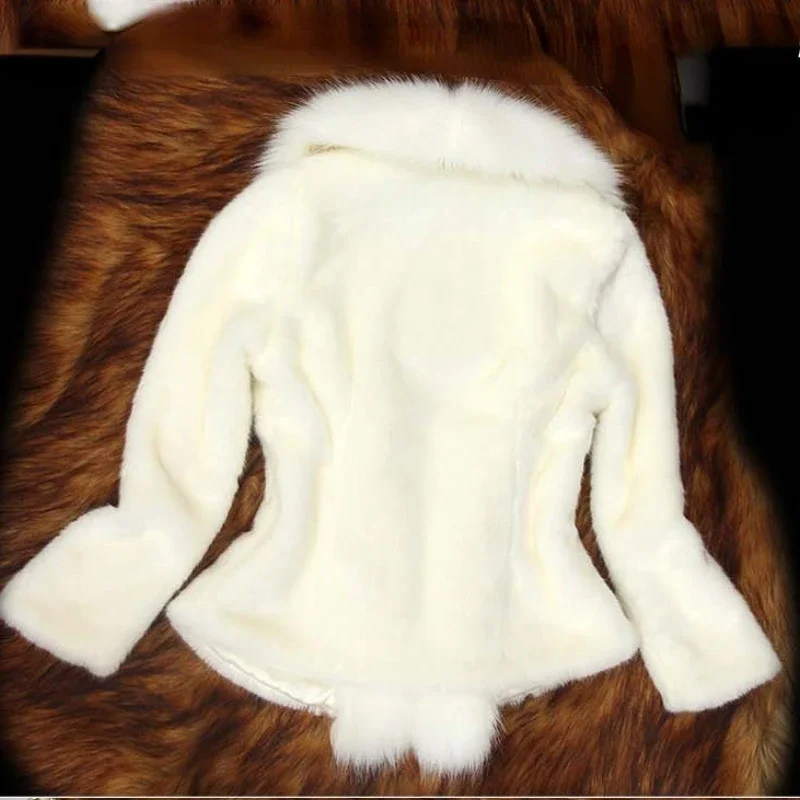 2024 New Women's Winter Elegant Faux Fur Warm Jacket Women Short Faux Fox Hair Collar Fur Coat Lady Fashion Slim Fit Thick Tops