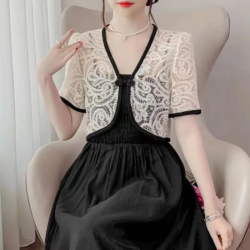 2024 New Lace Shawl Women's Outerwear Sunscreen Cardigan Thin Elegant Buckle Short Jacket Women's Print Swing Linen Dress YC248