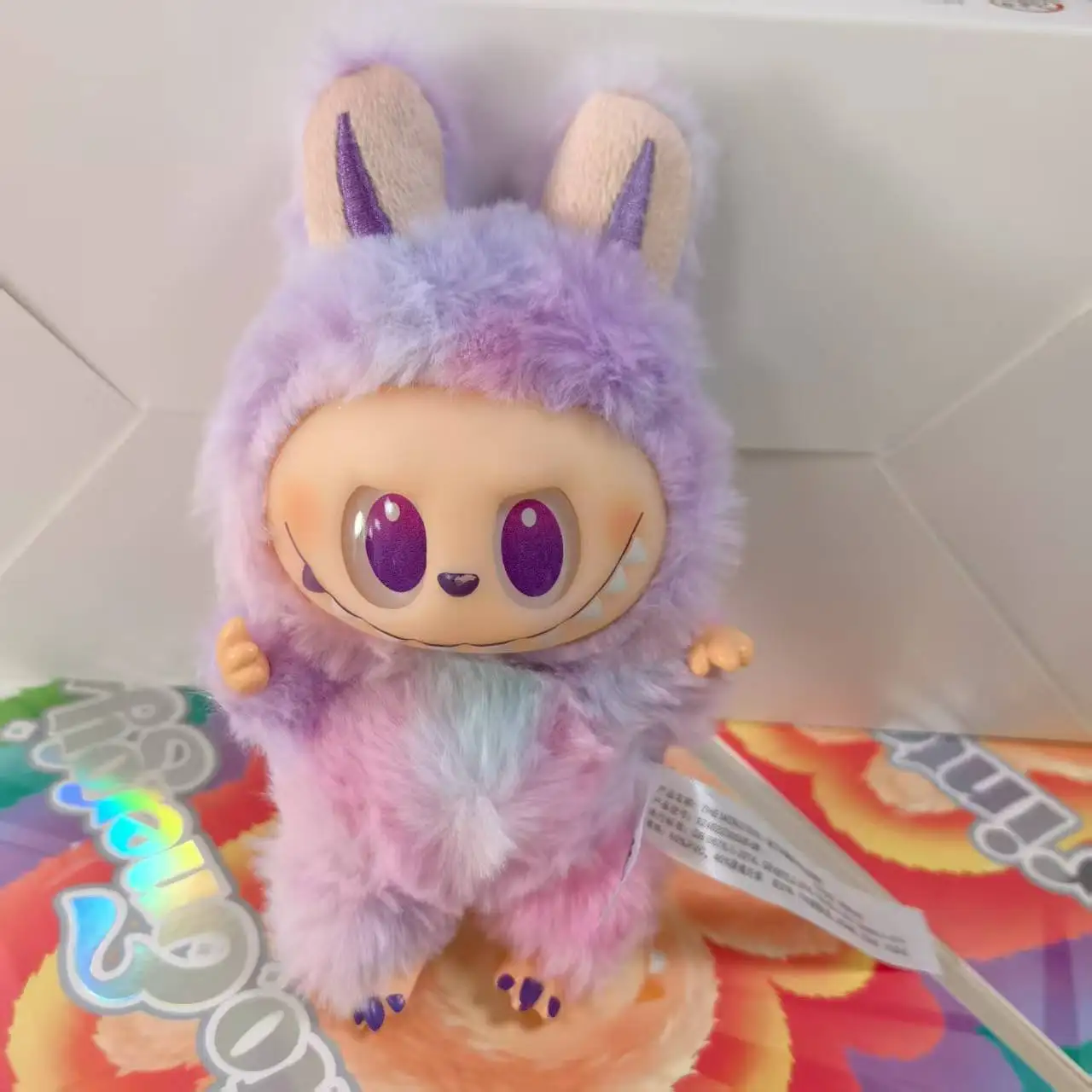 دمية بوبو من القطيفة ذات وجه فينيل عالي القيمة [الجيل الثالث] حقيبة أعمى، زخرفة سيارة بوبو الكرتونية الجميلة، ألعاب قلادة سلسلة المفاتيح.