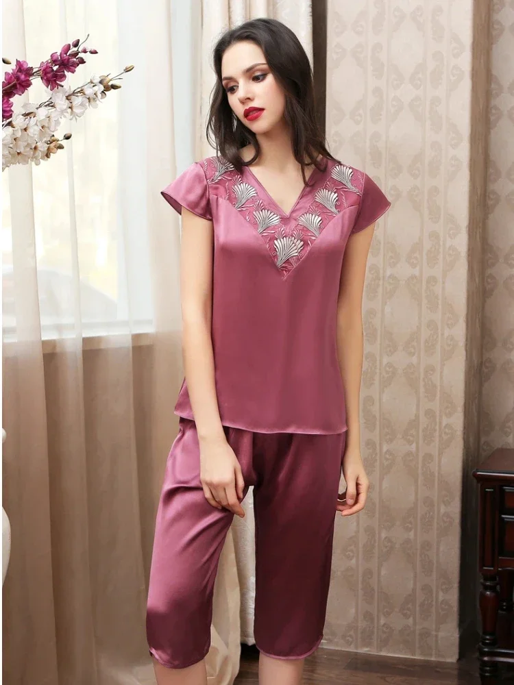 Women's 2-Piece Silk Short Pajama Set Lace V-Neck Short Sleeve Top & Elastic Waist Shorts Sexy Sleepwear Comfortable Loungewear