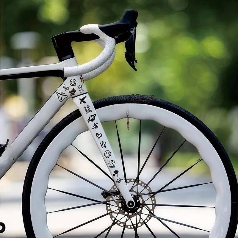 Cartoon-Graffiti-Fahrradaufkleber für Fahrradrahmen Oberrohr DIY Reflektierende Wasserdichte Fahrrad-Aufkleber Rennrad-Rahmenaufkleber – Detail 6