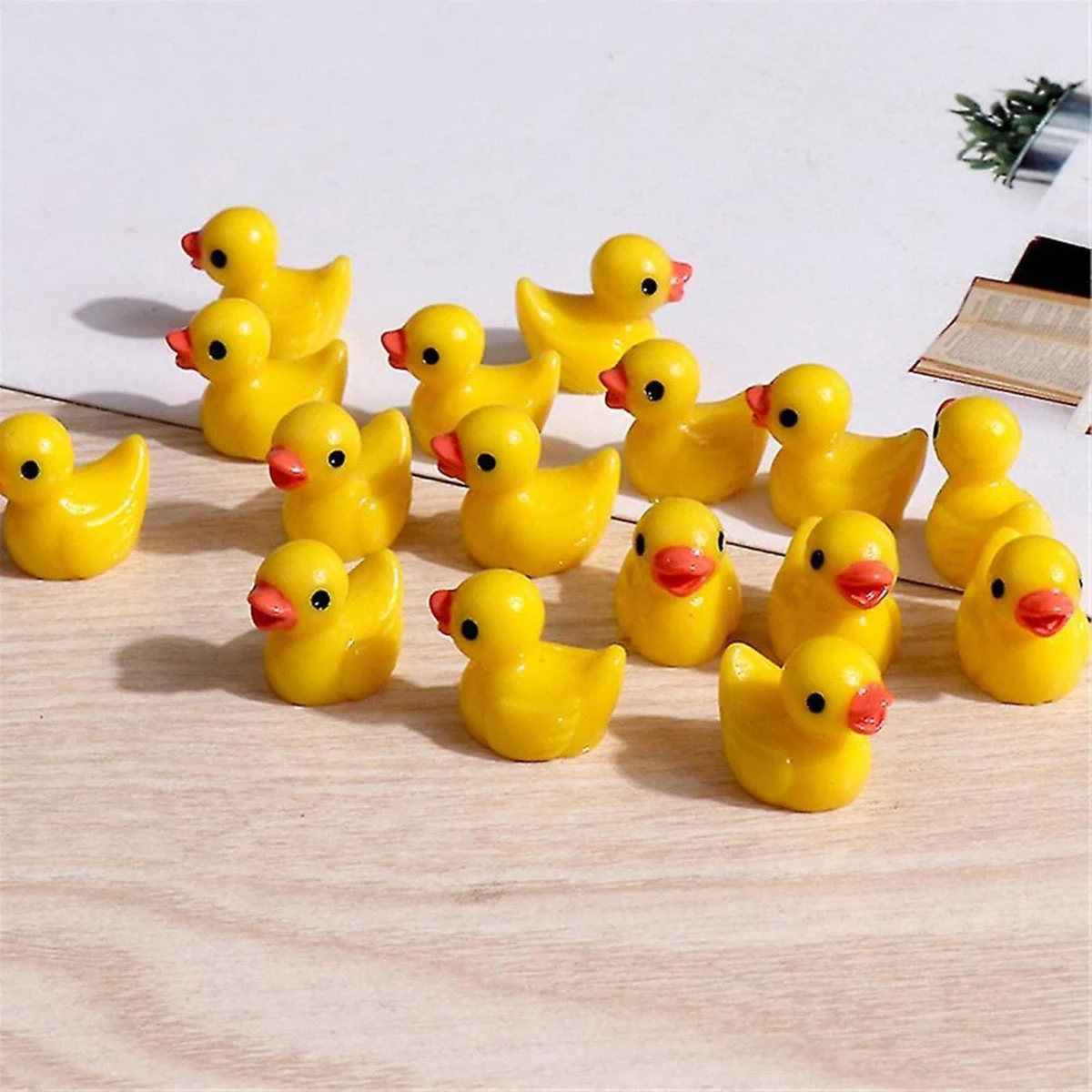 50 Pieces Of Three-dimensional Yellow Duck Resin Jewelry Children's Mini Toy Models Handmade Jewelry Ornaments