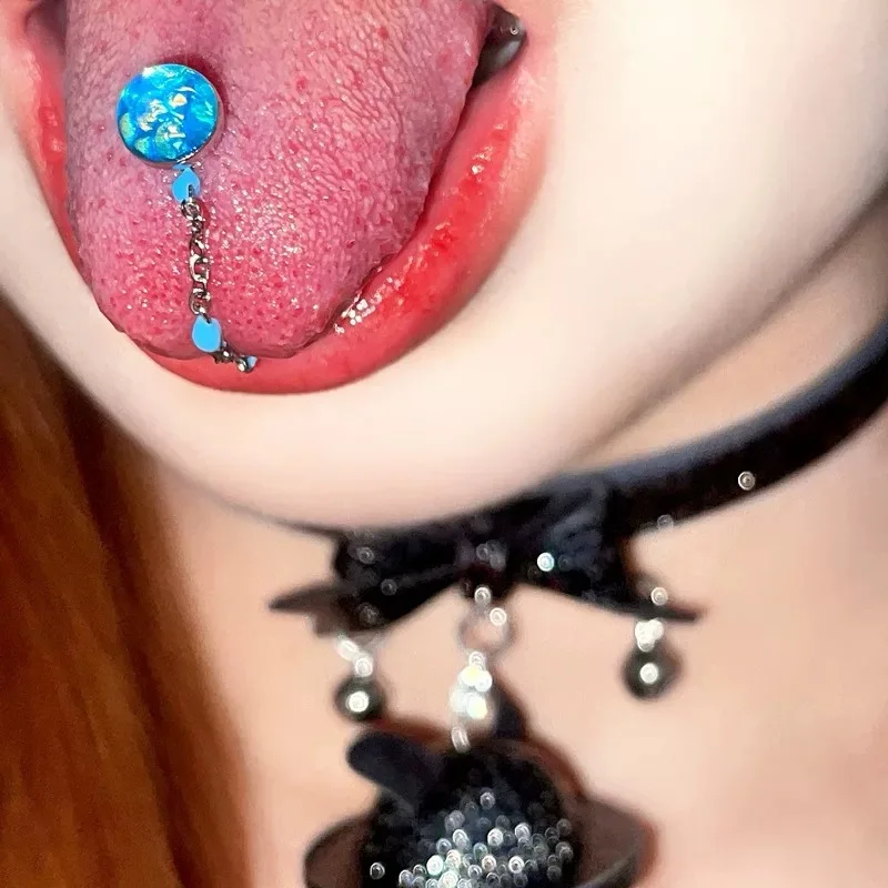 1Pc High-Quality Trendy Blue Glitter Ball Chain Titanium Steel Tongue Stud - Hot Girl Body Piercing Party Jewelry Giftt