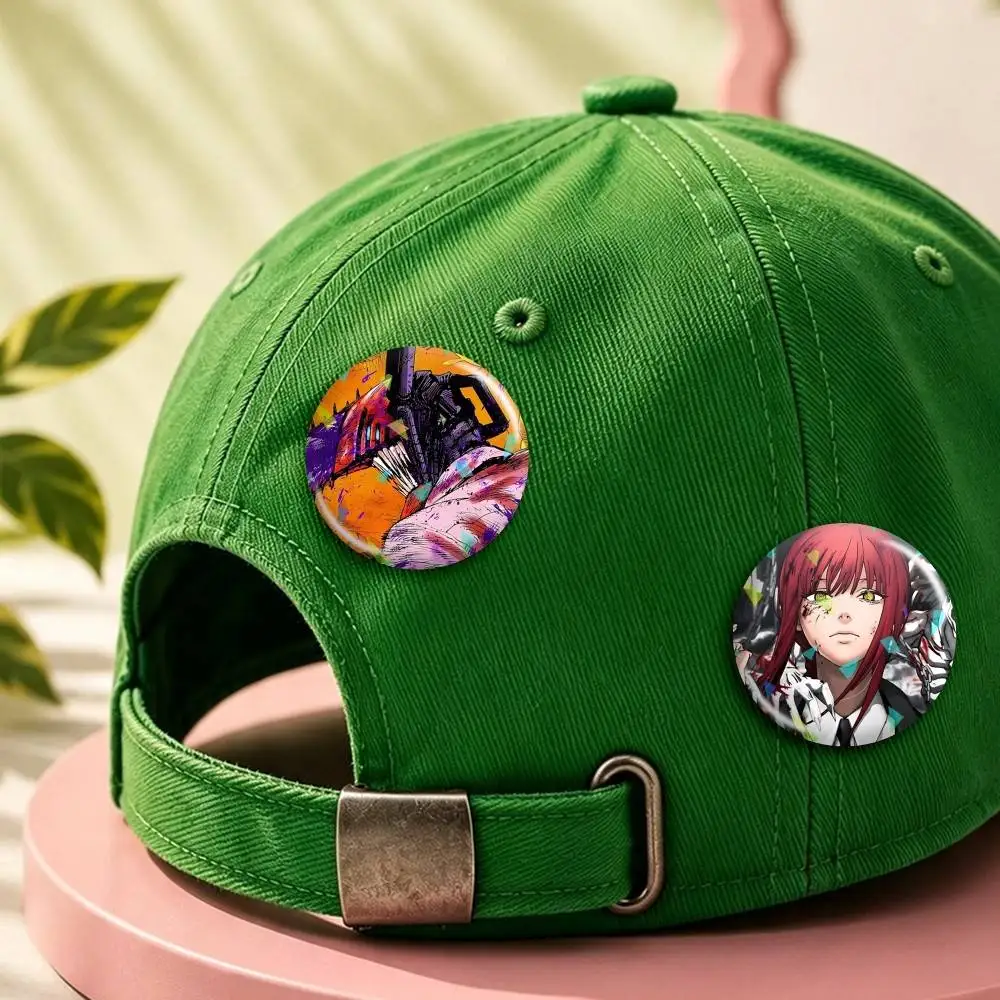 M-Makima Anime C-ChainsawMan Round Brooch Pins, Personalized Badges With Broken Glass Design Fashion Accessory