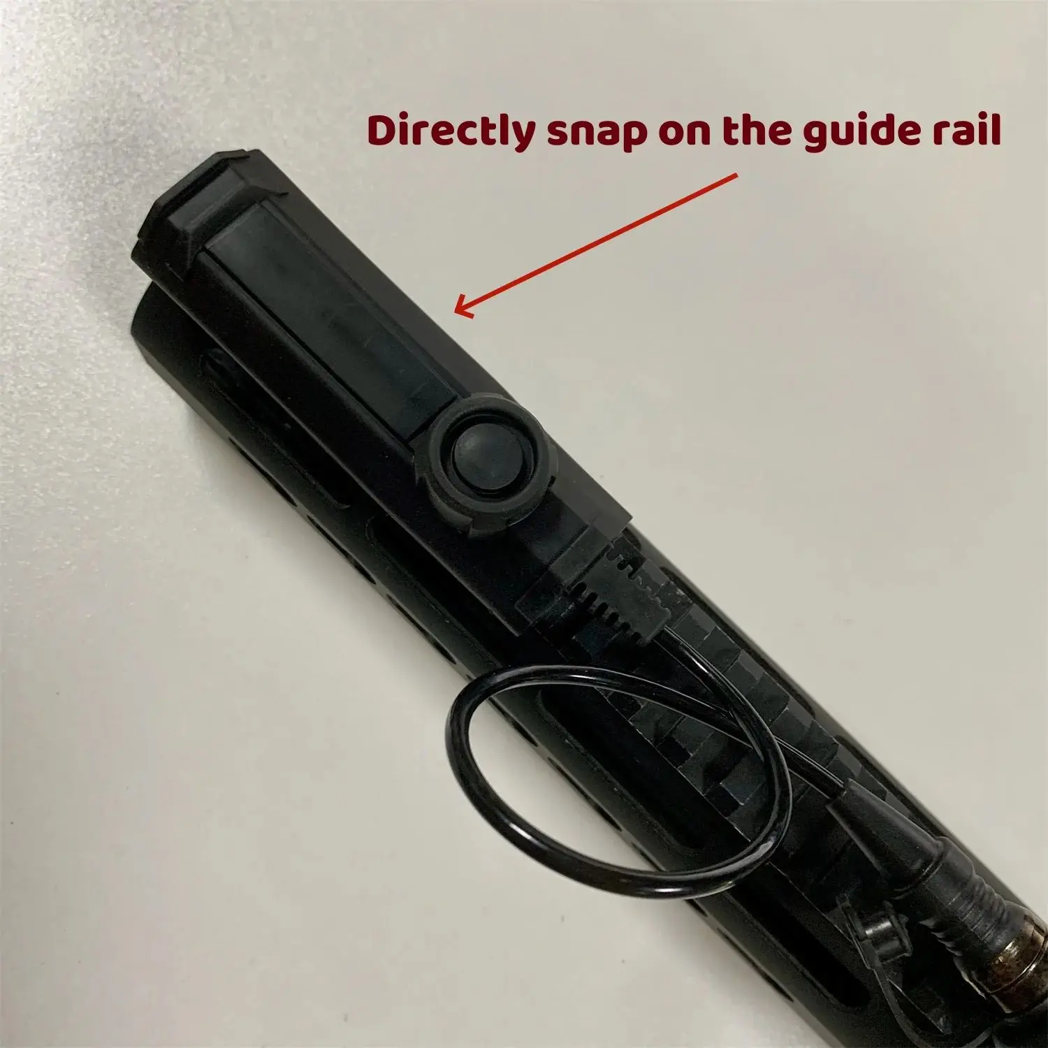 Tactical SureFire M300 M600B M600C Gun Light Picatinny Rail Compatible Flashlight Scout Light Pistol And Rifle Illumination Tool view 4