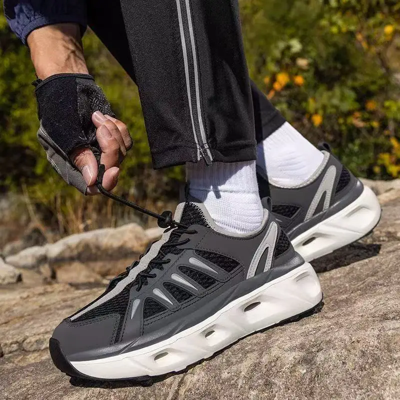 

Бестселлер 2025: Легкая, прочная, профессиональная противоскользящая прогулочная обувь. Отличная тяга. Отличная.