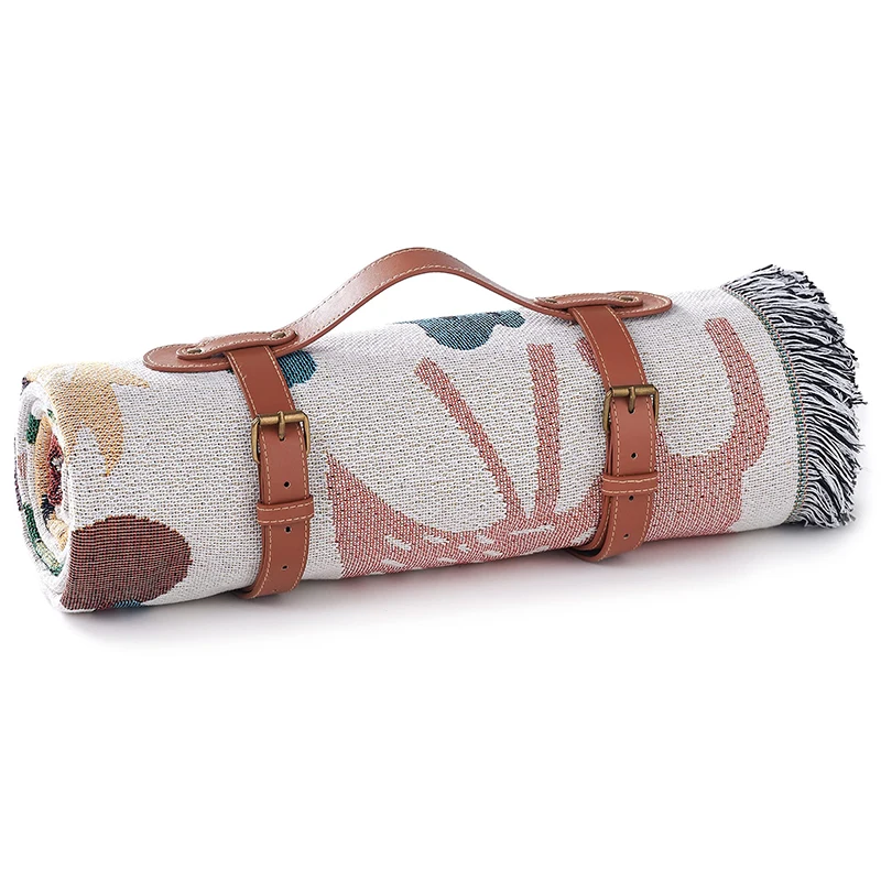 

Water Resistant Lightweight 4-6 Adults Beach Blanket Skin Friendly Camping Mat for Picnic