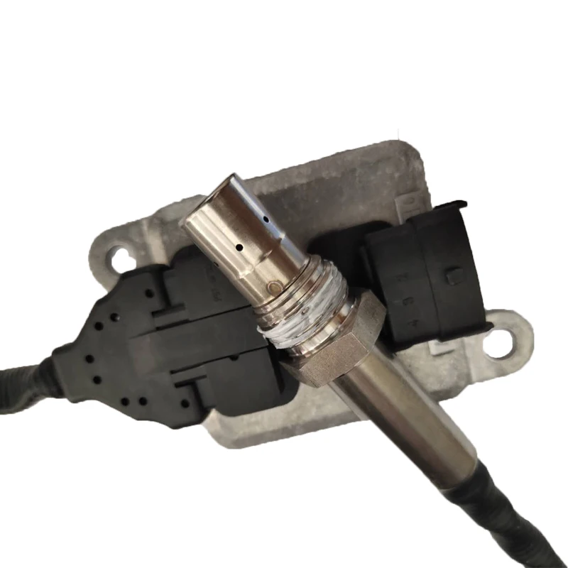 

262 Truck And Bus Nox Series Nitrogen Oxygen Sensor 24v OE 5WK9 6742A Cummins