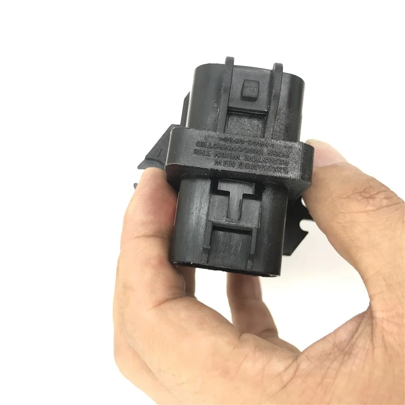 1Pcs For Hyundai Tucson/Santa Fe/ Kia Sportage Electronic Fan Resistor Water Tank Fan Harness Plug Automobiles Parts Accessories
