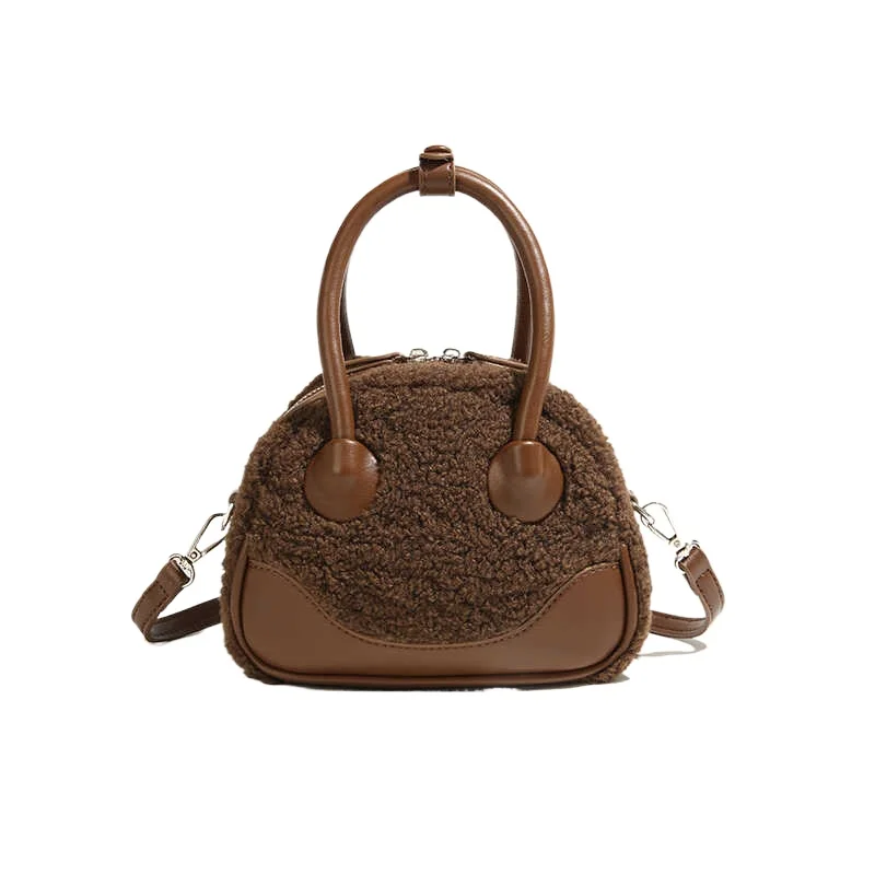

Ручная маленькая сумка из овечьей шерсти, женская зимняя новая модная женская модная сумка из плюшевой шерсти, плюшевая сумка-мессенджер в стиле ретро