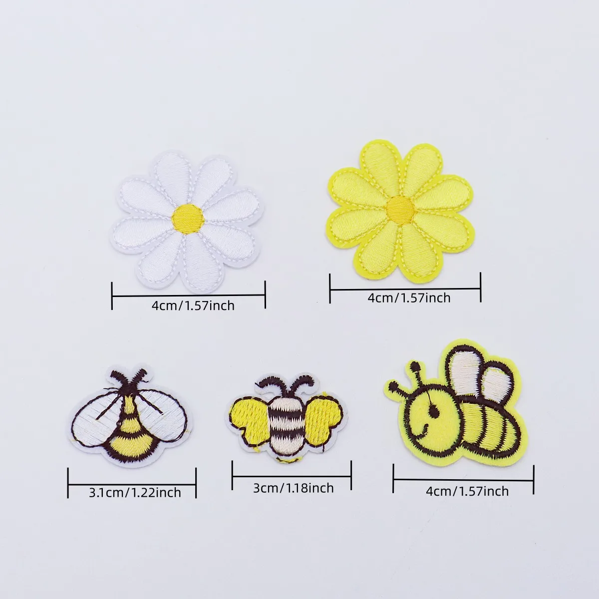 10pcs Iron On Embroidered Patches Cute Daisy Flower Sunflowers Insect Bees Mixed Appliques For Clothing DIY Badge Sticker Sewing