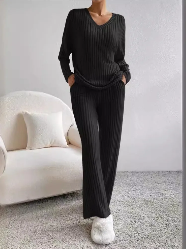 Autumn New Women\'s Fashion Casual Straight Leg Pants With Loose V-neck And Pit Stripe Knitted Long Sleeved Pants Two-piece Set