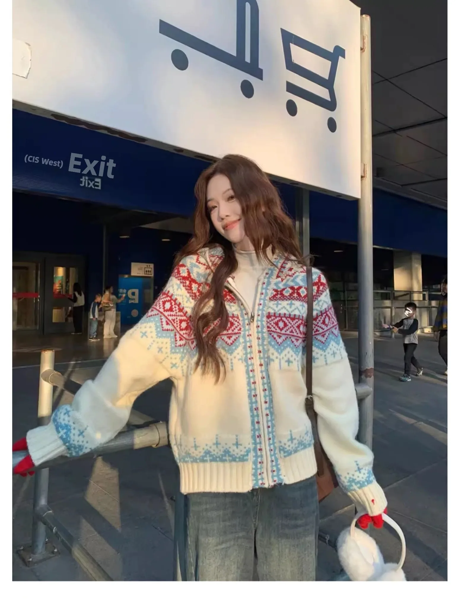 جزيرة الفراء محبوك سترة معطف المرأة Cisas اللون بلو قبعة Cisas منقوشة Thiened ربيع الخريف الشتاء وصول جديد