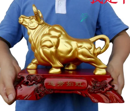 

Golden Bull Ornament Red Gold Feng Shui Ox Zodiac Office Desk Decoration Gift Wall Street