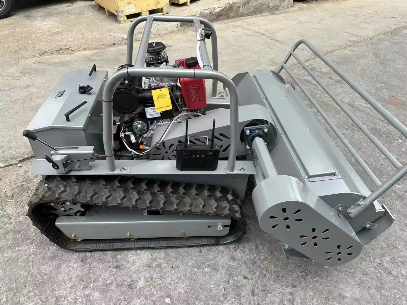 High Quality New Y10 Remote Control Agriculture Brush Cutter Lawn Trimmer Robot Flail Lawn view 6