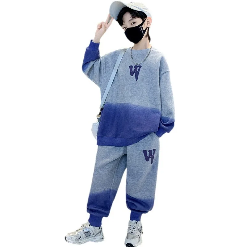 

Весенне-осенний комплект для мальчиков, новинка 2025 года, детский уличный стиль, крутая толстовка с длинными рукавами и длинные штаны для мальчиков, комплект из 2 предметов