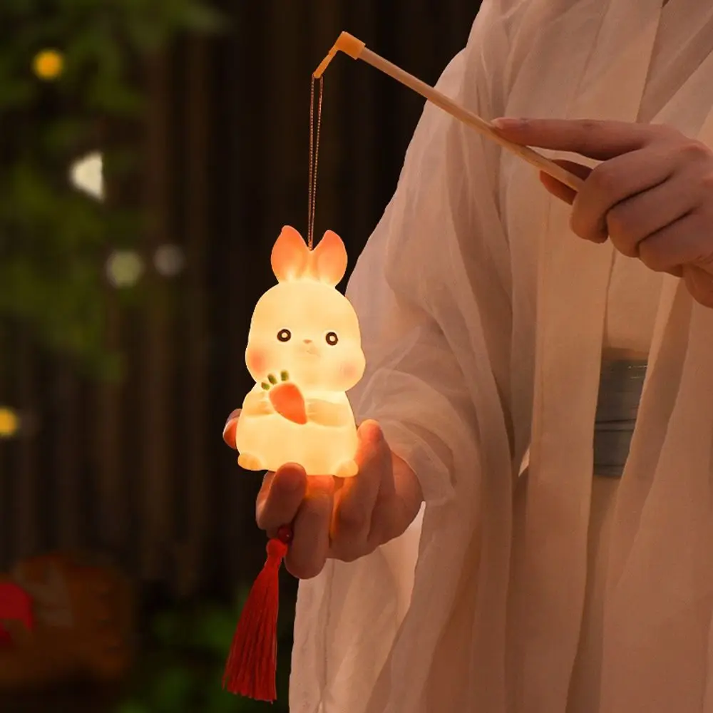 

Creative Cartoon Chinese Rabbit Lantern Traditional Handmade LED Lantern Toys Blessing Antique Lantern Kindergarten